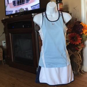 Nike Fit Dry Set Tank XL / Skort Lg. Like New
